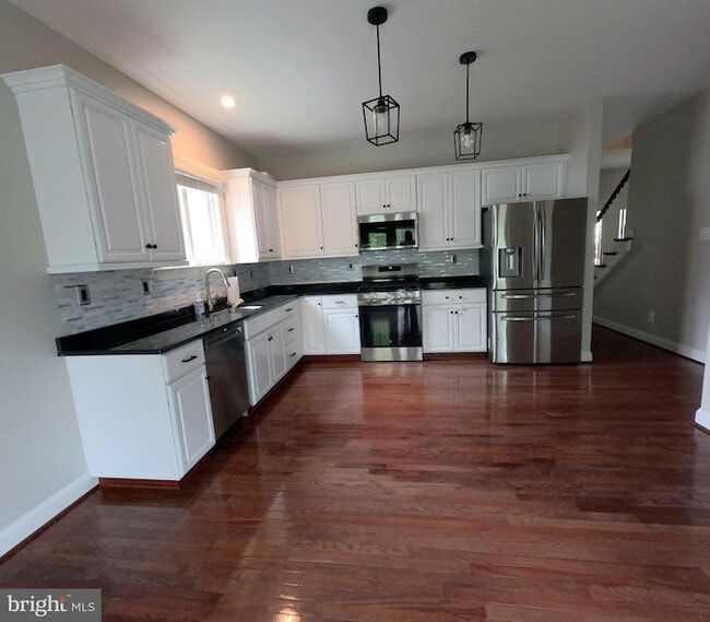Photo - 957 Pinehurst Dr