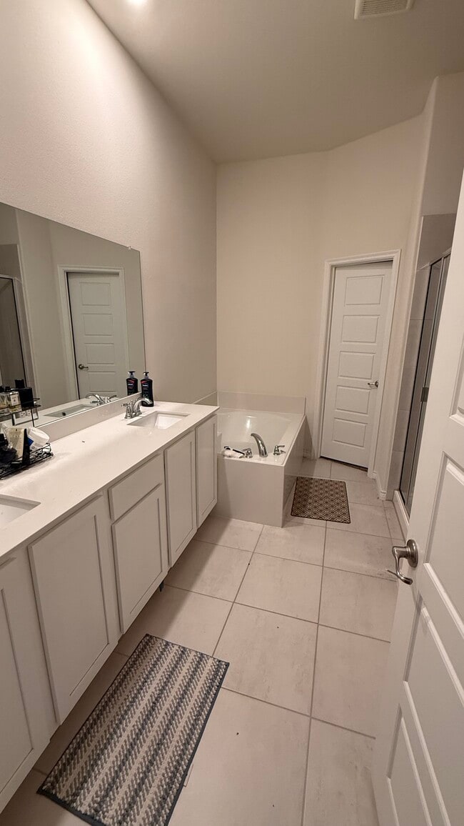 Photo - 5429 Bon Fire Dr