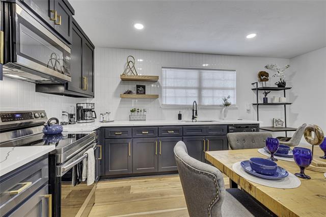 Photo - 1428 N Main St