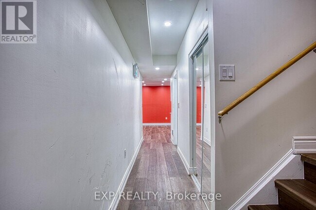 Photo - 15 Riley Ave