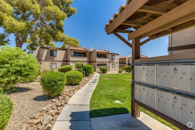 Tamarus Villas