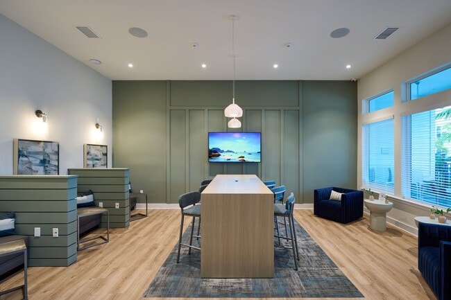 Photo - Mason Stuart