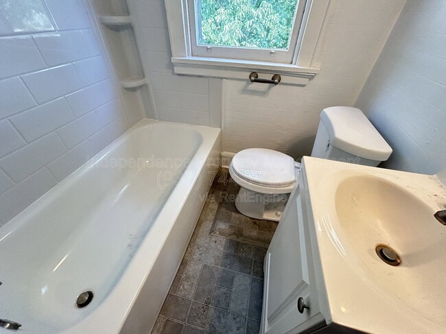 Photo - 5563 Bosworth Pl