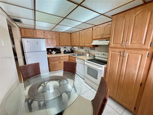 Photo - 3051 NW 46th Ave Unit 108