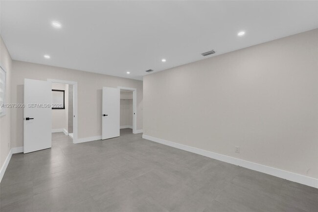 345 Sarto Ave