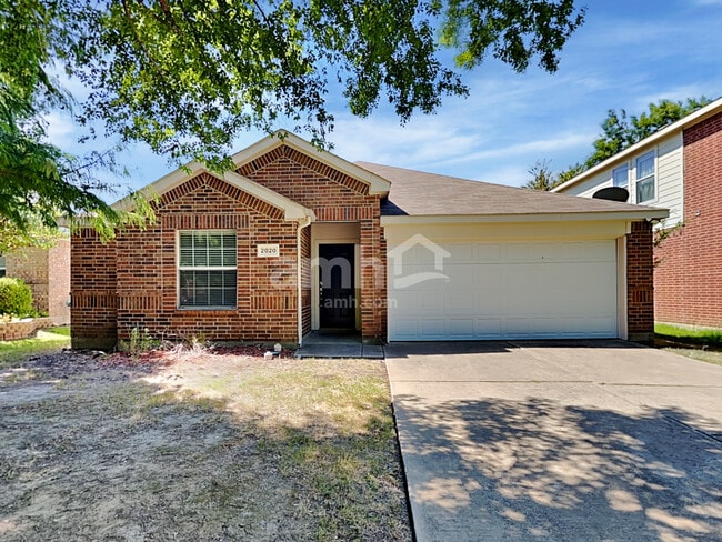 Building Photo - 2020 Fairview Dr