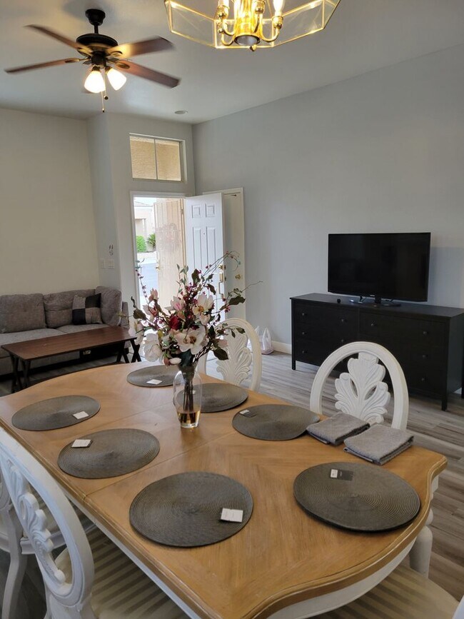 Photo - Fully Furnished North Shores Single Story 3/2/2