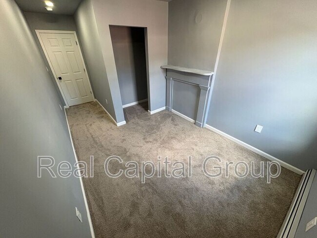 44 Alexander St Unit 3