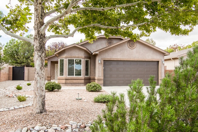 Photo - 9005 Rio Galisteo Pl NW