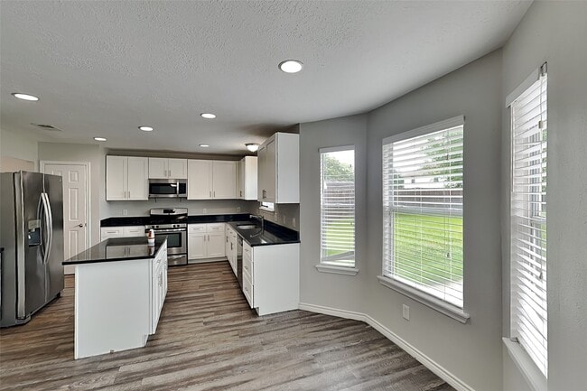 Photo - 14006 Honey Bee Ct