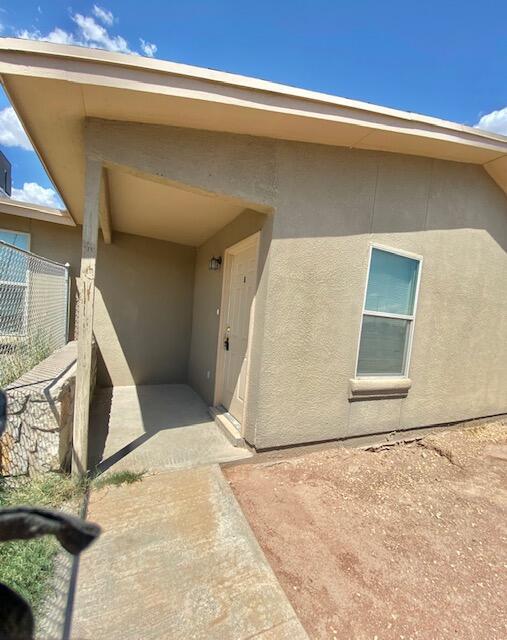 Photo - 300 New Haven Dr