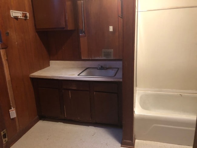 Photo - 105 N Ruland St Unit B