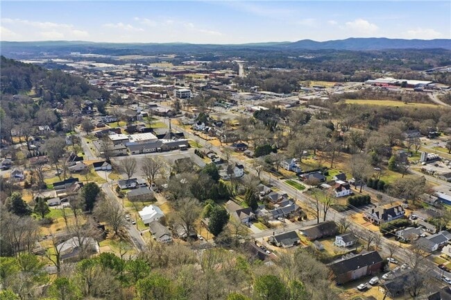 Photo - 212 Chandler St