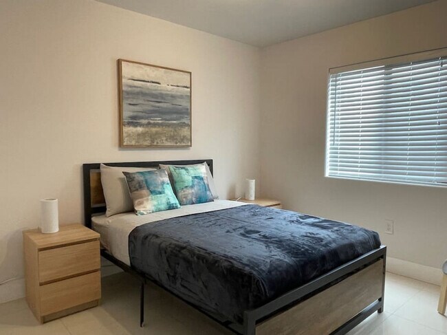 Photo - 1375 SW 6th St Unit ID1056519P