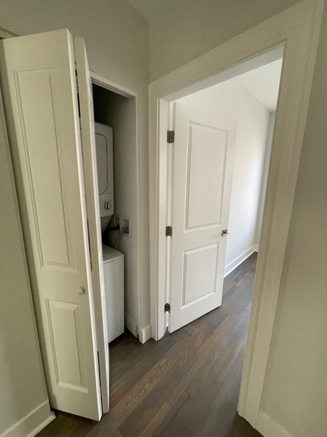 Photo - 35 Queensberry St Unit 5