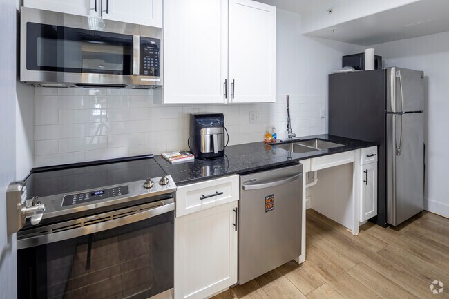 Community Kitchen - Oxbow Apartments