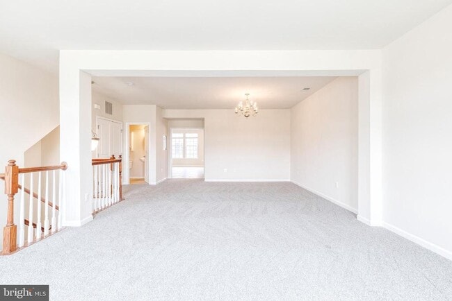 Photo - 365 Chessington Dr