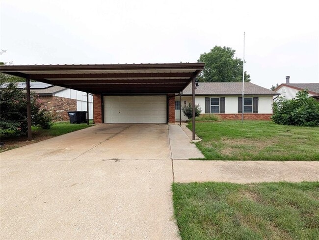 Building Photo - 1609 NE 4th St Rental