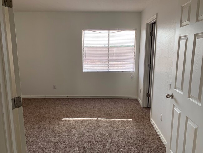 Photo - Affordable 5 Bedroom Living in Growing Maricopa