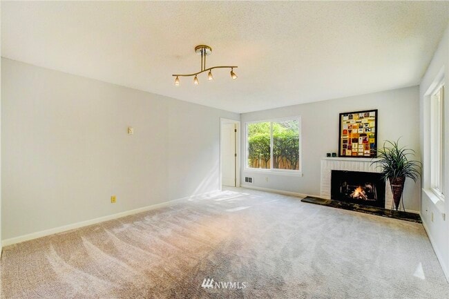 Photo - 4426 147th Plz NE Unit A10