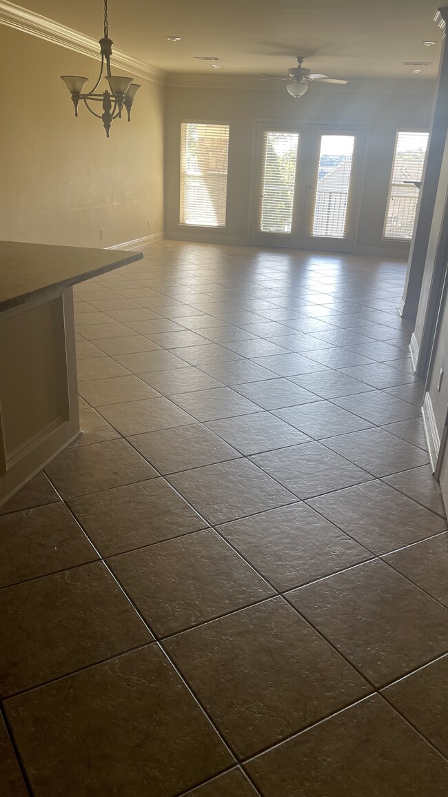 Photo - 413 Halteria Ln