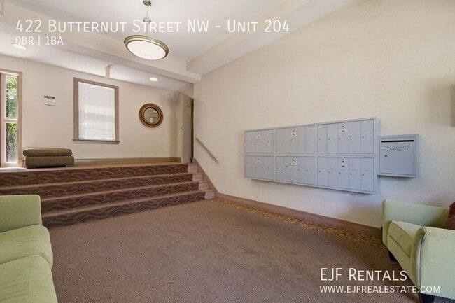 Photo - 422 Butternut St NW Unidad 204