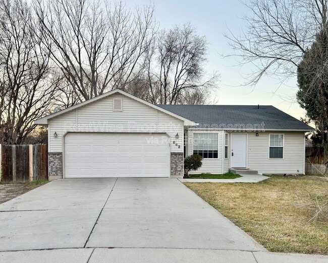 Building Photo - 642 Togstad Ct