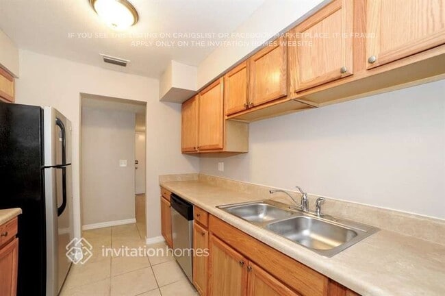 Photo - 2324 Fulton Way SW