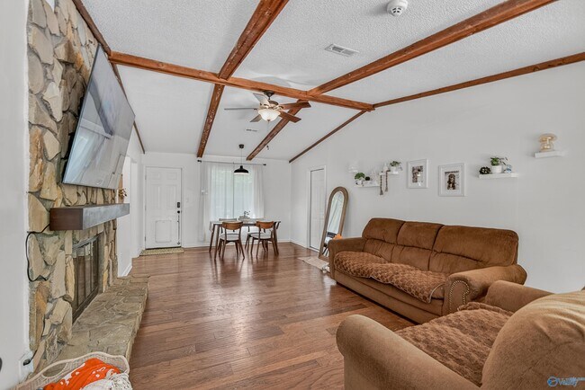Photo - 124 W Emert Rd