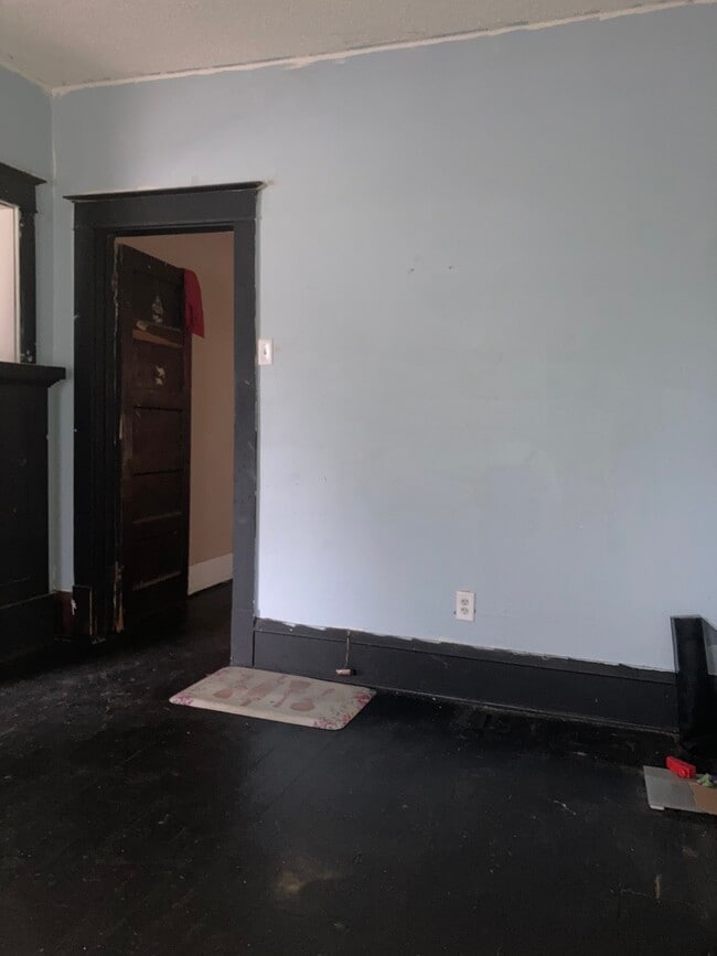 Photo - 1628 E Grand Ave