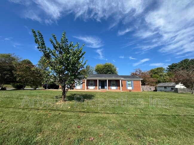 Photo - 1713 Seward Dr