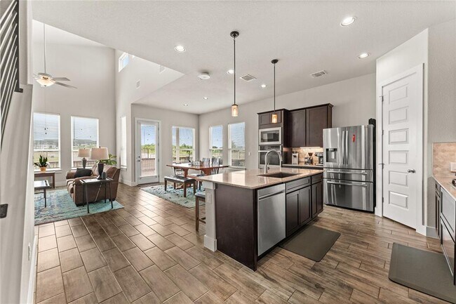 Photo - 11320 Charger Wy