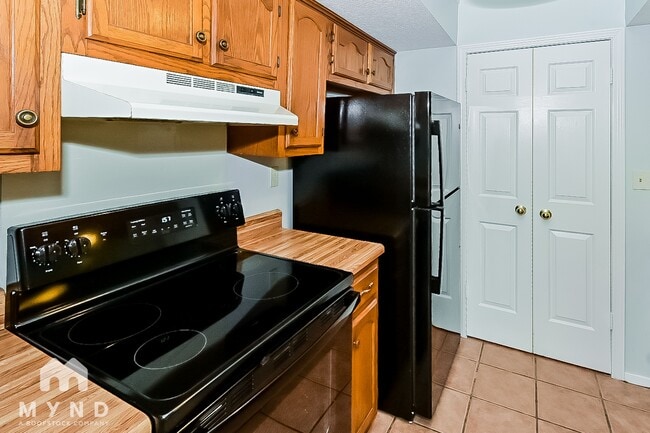 Photo - 3405 Laurelwood Dr