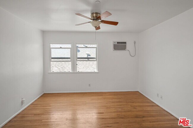 Photo - 2231 Laverna Ave Apartment Unit 2231