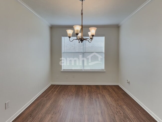 Photo - 15923 Mission Glen Dr