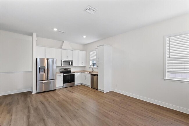 Photo - 10206 Medawar St Unit B