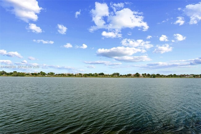 Photo - 2445 NW 33rd St Unit 1416