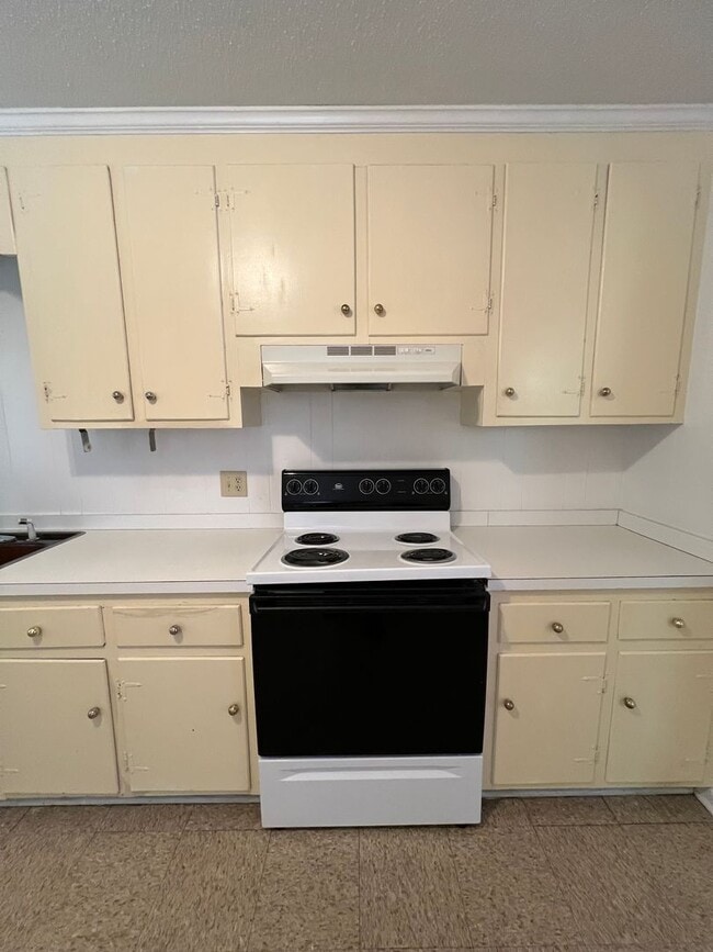 Photo - Excellent Location! 2 BR | 1 BA Brick Dupl...