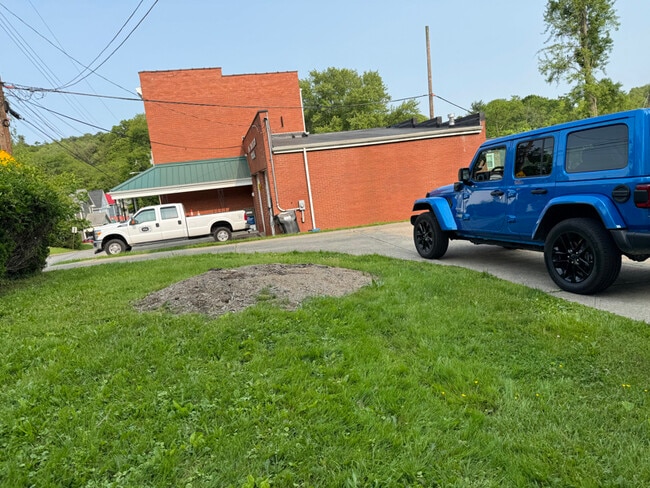 Photo - 12 S Wade Ave Unit Rear