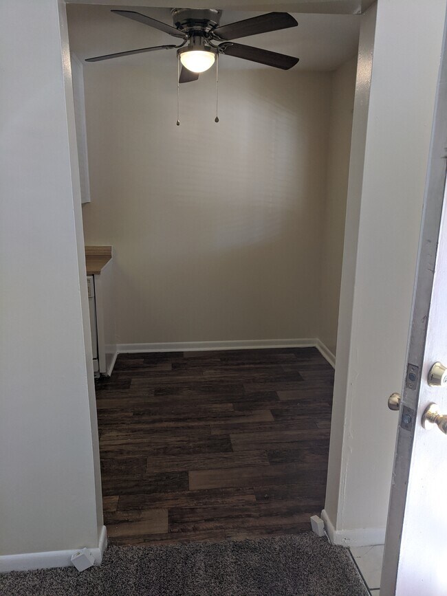 1 bedroom entry to kitchen and living room - East Lake Apartments