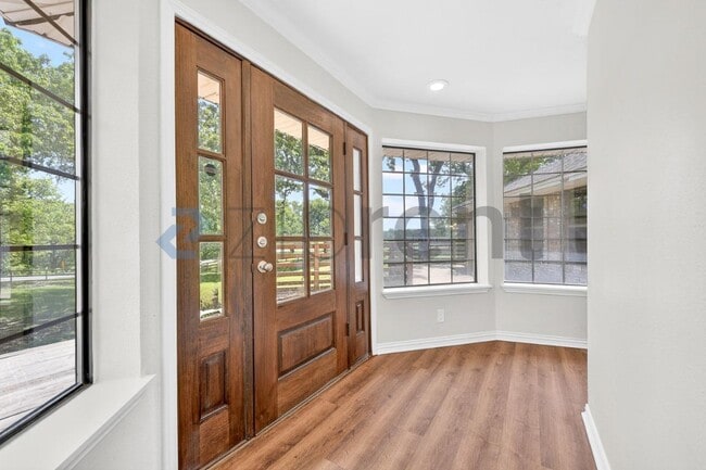 Photo - 3901 High Rd