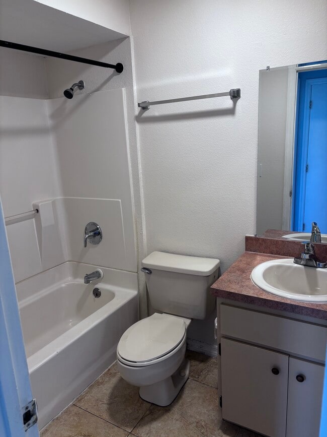 Photo - Dundee Duplex B