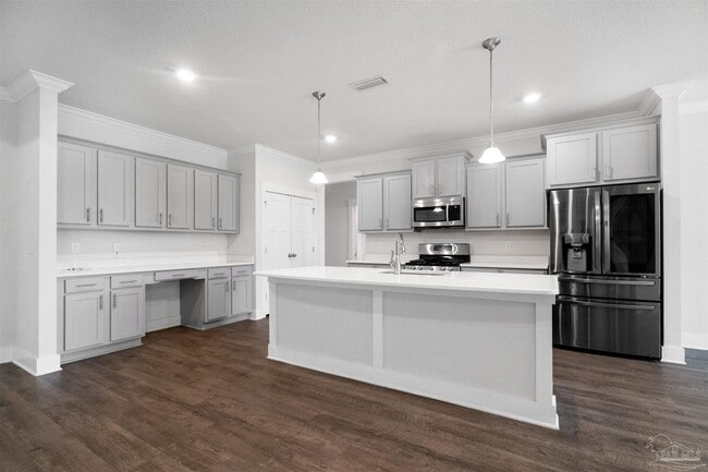 Photo - 5004 Wheeler Way