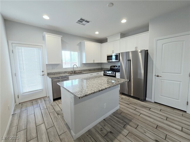 Photo - 5846 Steinbeck Vly St