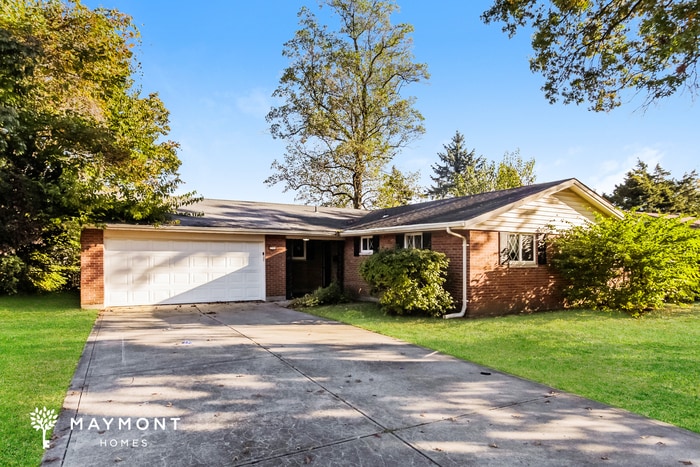 Photo - 2540 Highwood Ln
