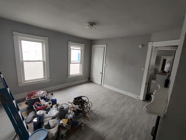 Photo - 208 E 9th St Unit #2