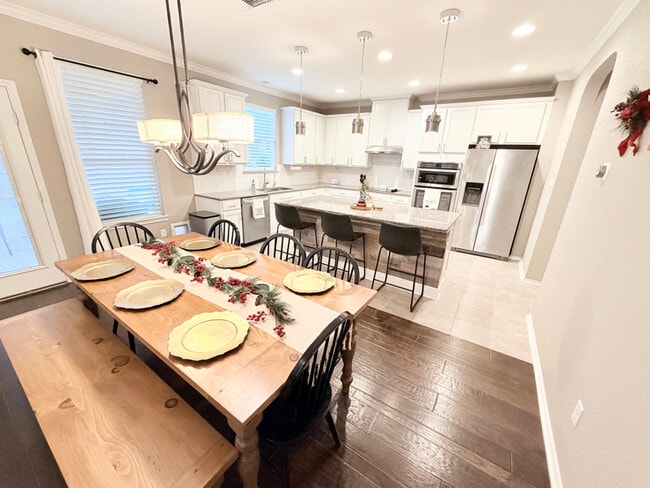 Photo - 4407 Bay Shore