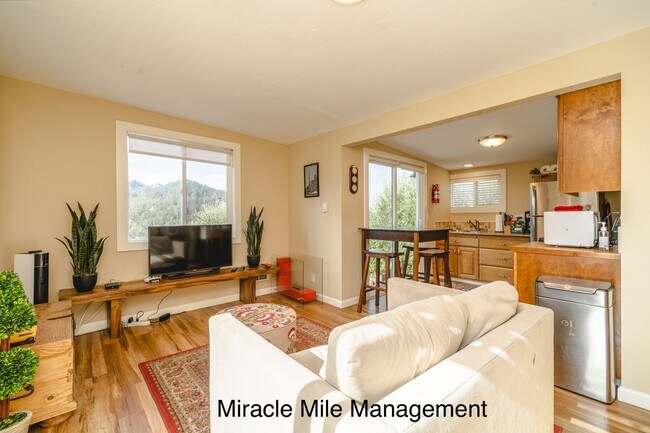 Photo - West Marin Luxury Retreat – Private Estate with Panoramic Views