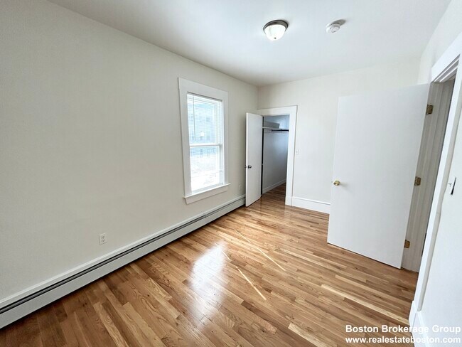 Photo - 11 Elder St Unit 1