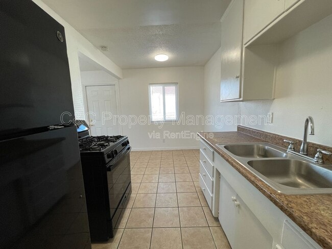 199 N Inez St Unit D